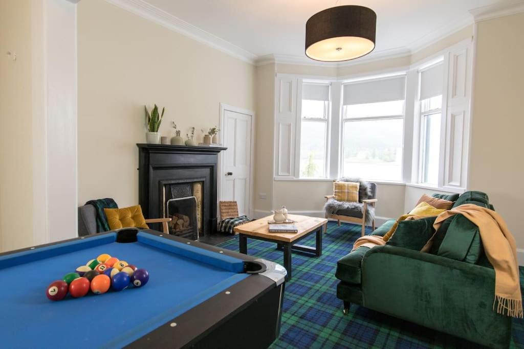 Rossmay House - 4 Bedroom Scottish Villa With Waterfront / Mountain Views Arrochar Buitenkant foto