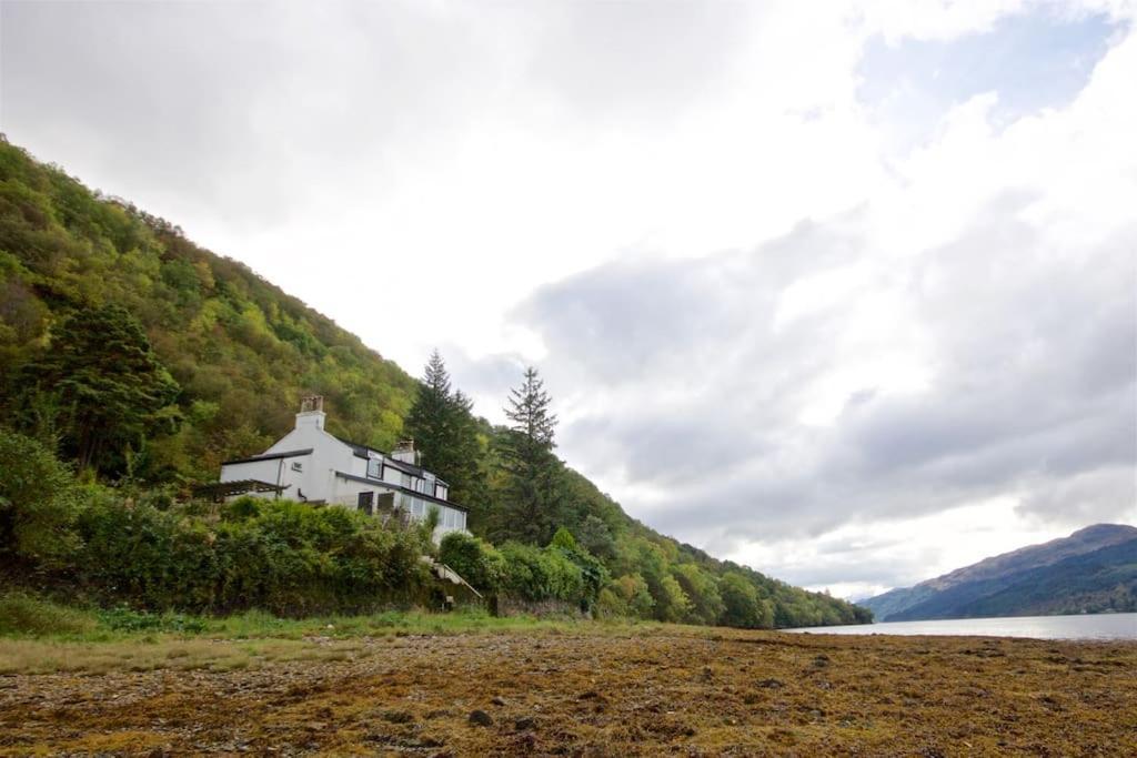 Rossmay House - 4 Bedroom Scottish Villa With Waterfront / Mountain Views Arrochar Buitenkant foto